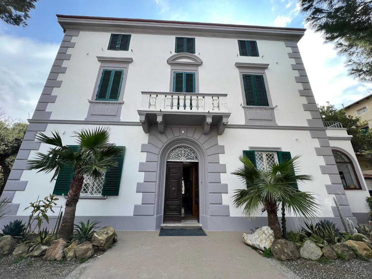Villa Giulietta Hotel กัสตีลยอนเชลโล ภายนอก รูปภาพ