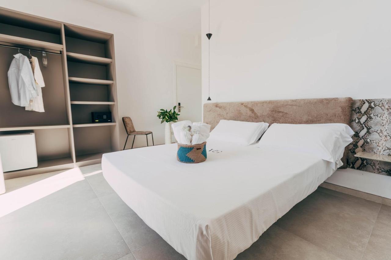 Villa Giulietta Hotel กัสตีลยอนเชลโล ภายนอก รูปภาพ