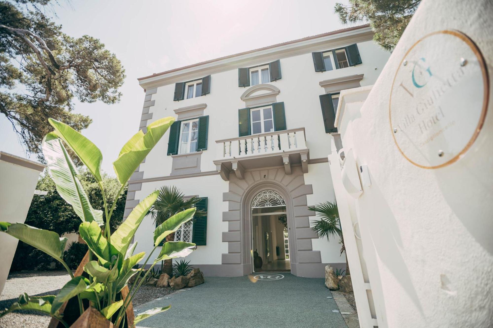 Villa Giulietta Hotel กัสตีลยอนเชลโล ภายนอก รูปภาพ